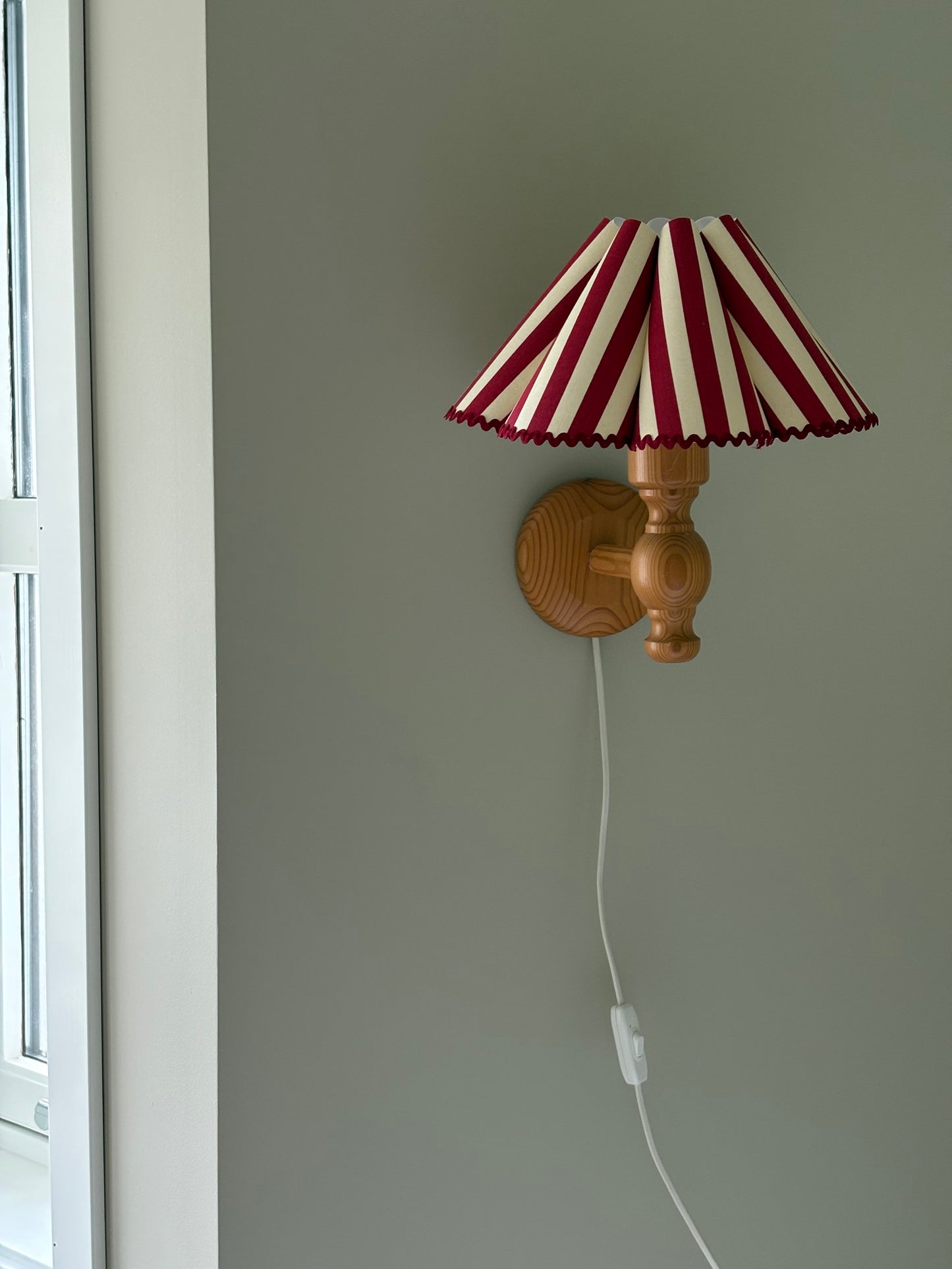 Vesle furuvegg 5 🎪