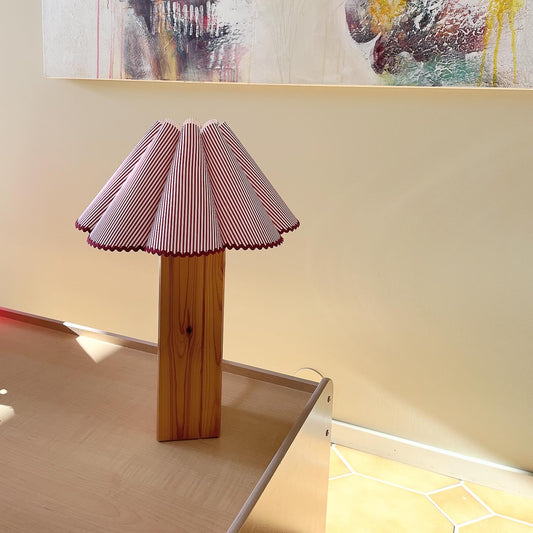 Bølgeskjerm med kroklissebånd