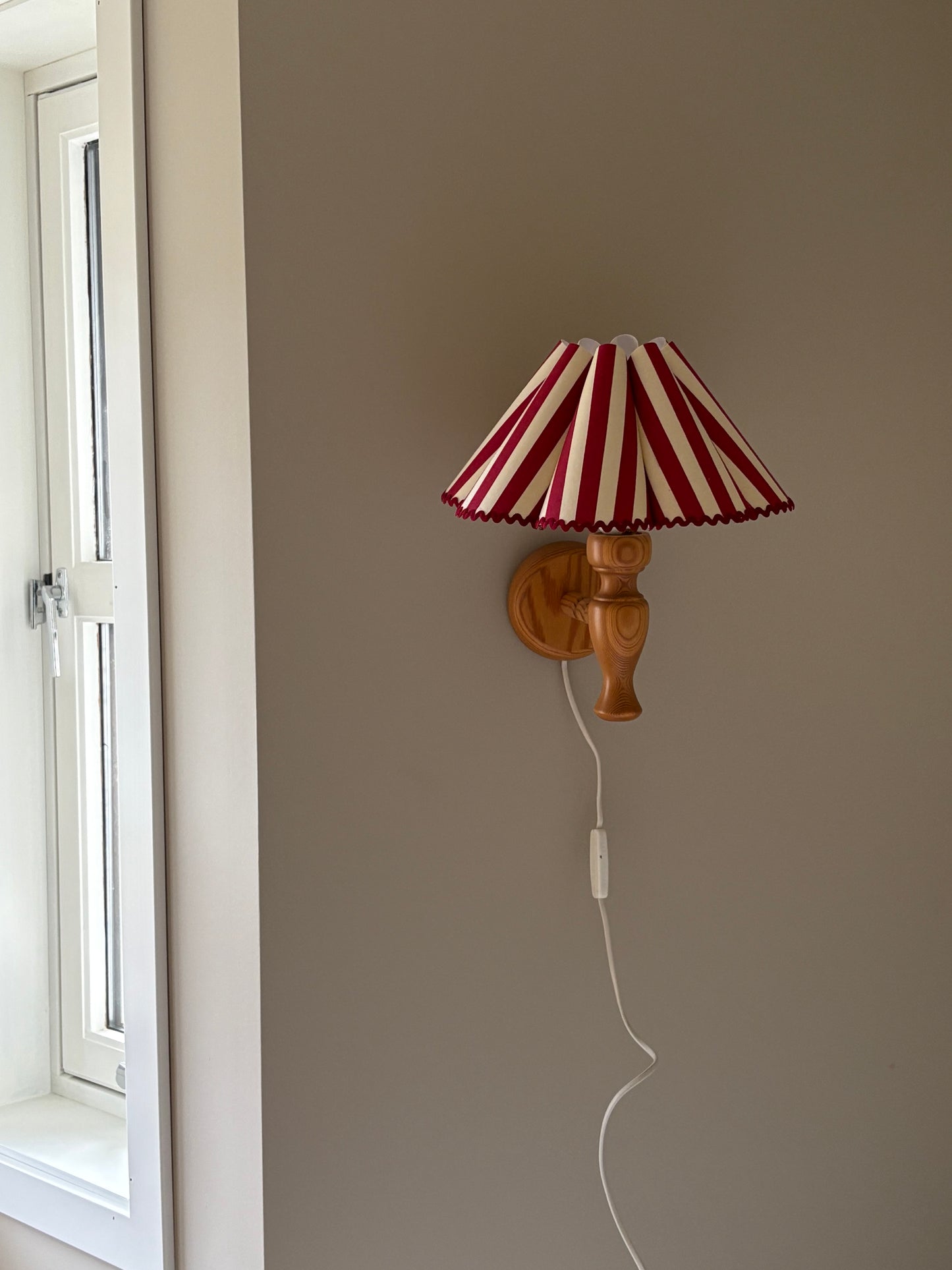 Vesle furuvegg 5 🎪