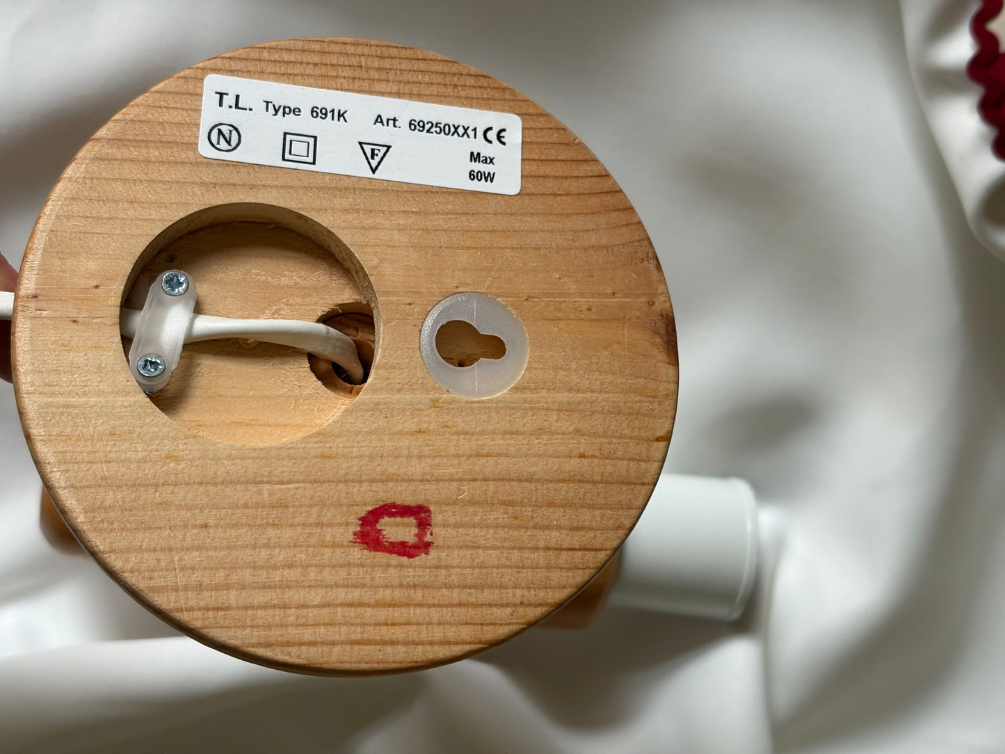 Vesle furuvegg 5 🎪