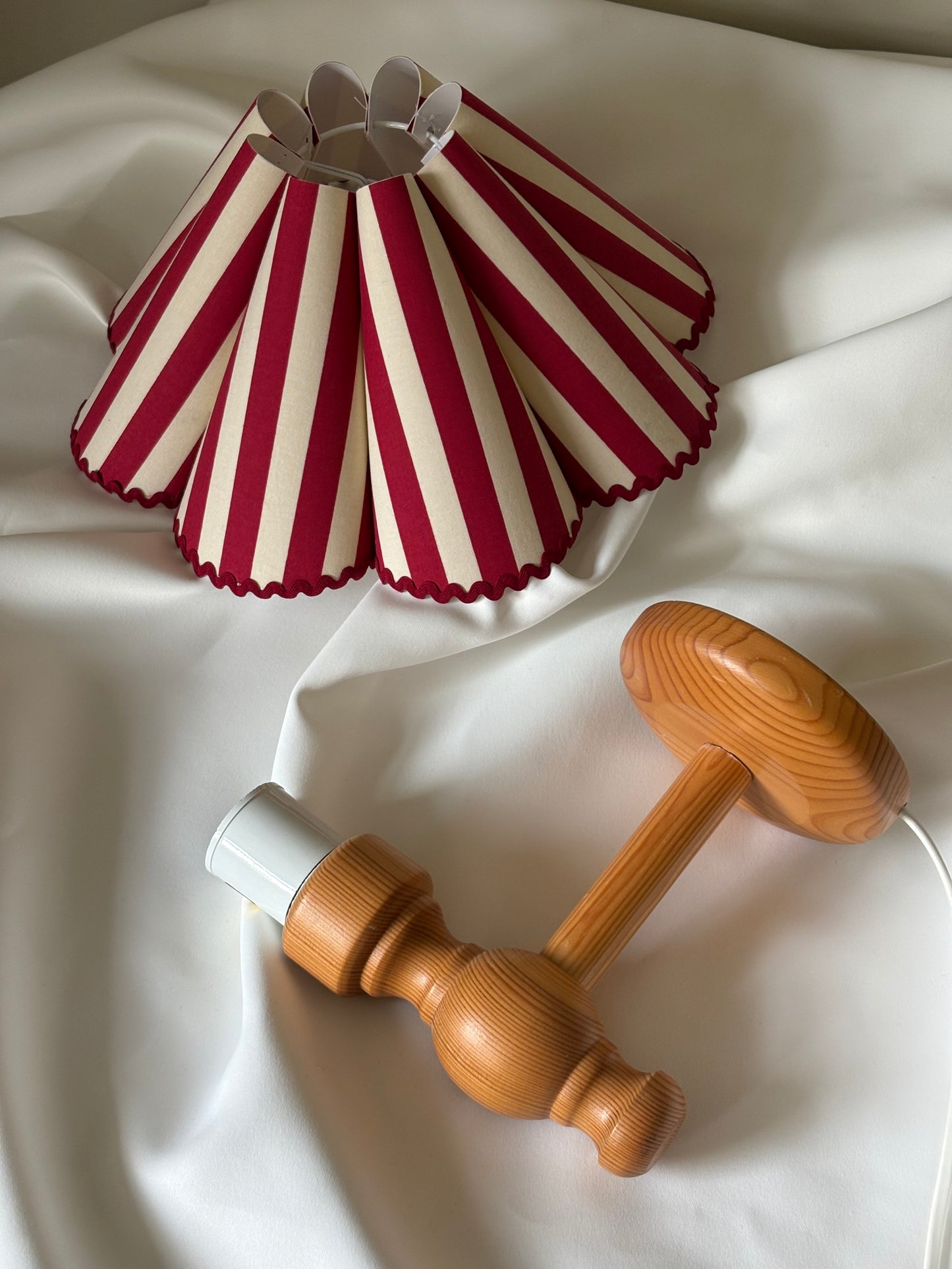 Vesle furuvegg 5 🎪