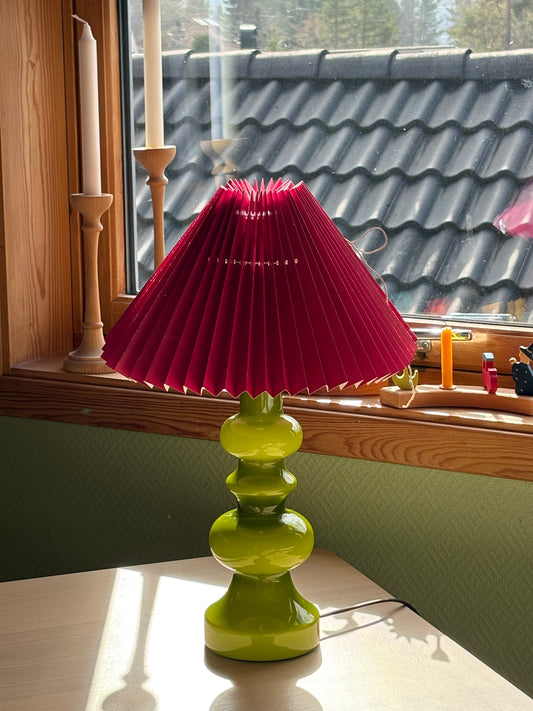 Plissert skjerm plomme